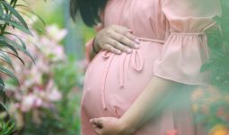 Hamilelerin Karınlarında Neden Çatlak Oluşur?